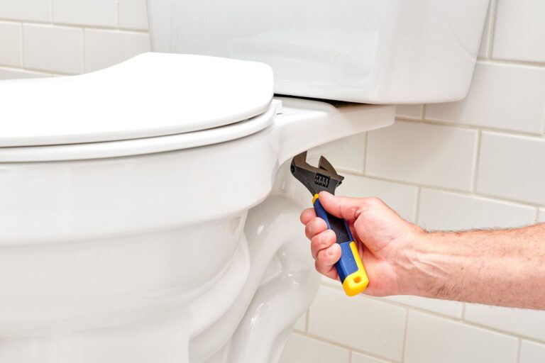 How to Fix a Leaky Toilet [4 Ways To Fix]